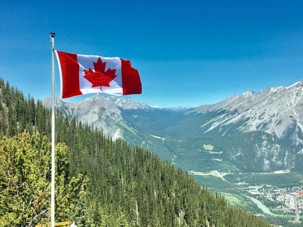 moving to Canada